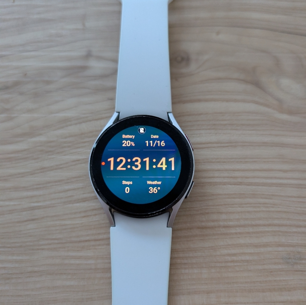 Samsung Galaxy Watch 4 40mm Face, 20mm Band, Bluetooth Smartwatch - Picture 4 of 10